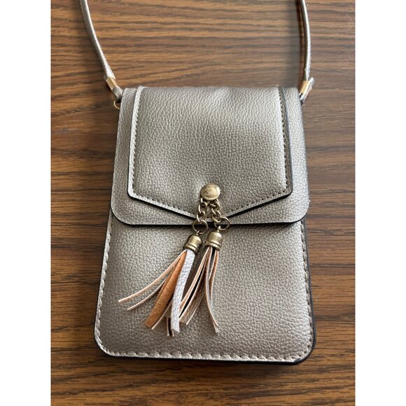 Crossbody bag with tassels and clear cell phone pouch - Picture 2 of 10